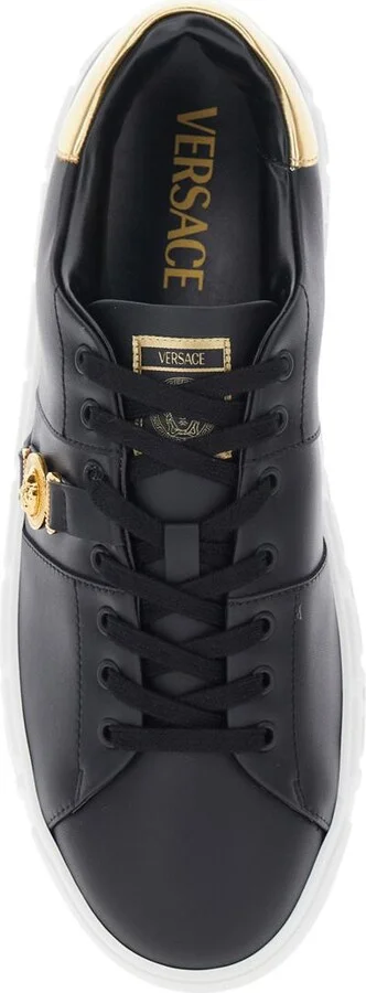 Black Low Top Sneakers With Contrasting Heel With Logo Lettering And Medusa Plaque In Tech Fabric Man - Image 3
