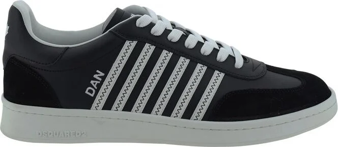 Black Low Top Sneakers With Contrasting Striped Embellishment On The Side In Leather Woman
