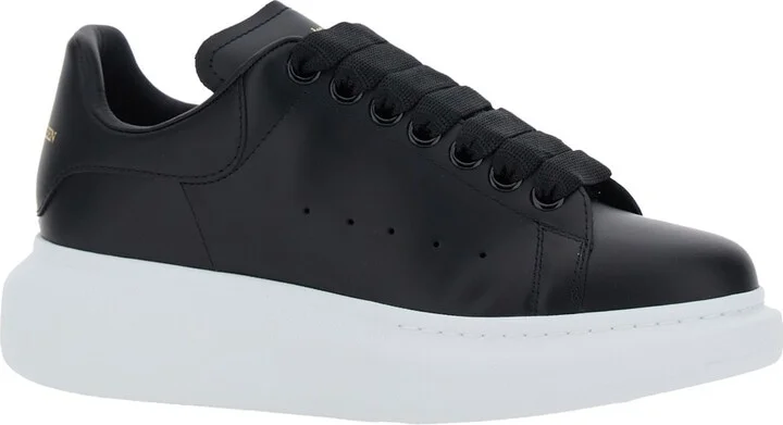 Black Low Top Sneakers With Logo Lettering On Tongue And Heel In Leather Woman - Image 2