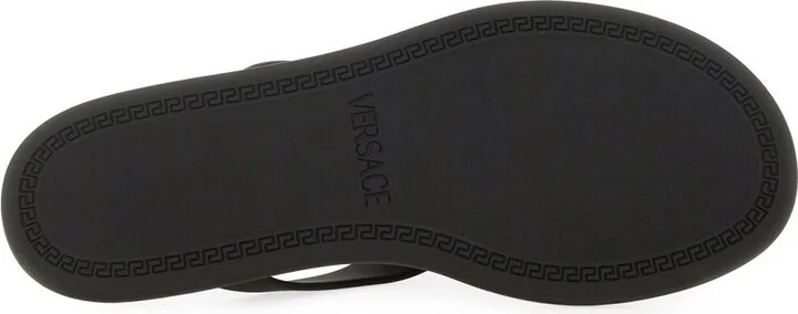 Black Slides With Medusa Detail In Rubber Woman - Image 7