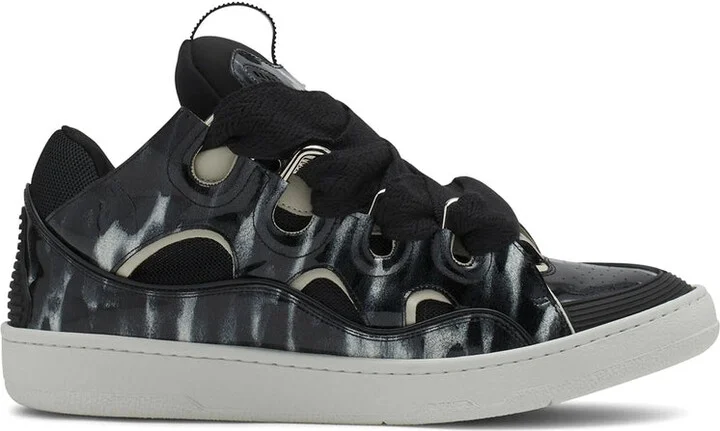 Black Sneakers