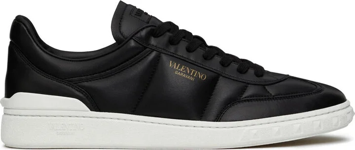 Black Sneakers
