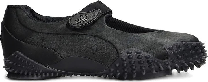 Black Sneakers