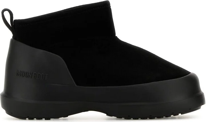 Black suede Luna Low ankle boots