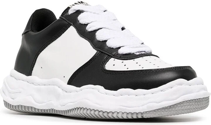 Black Wayne Low Top Leather Sneakers - Image 2