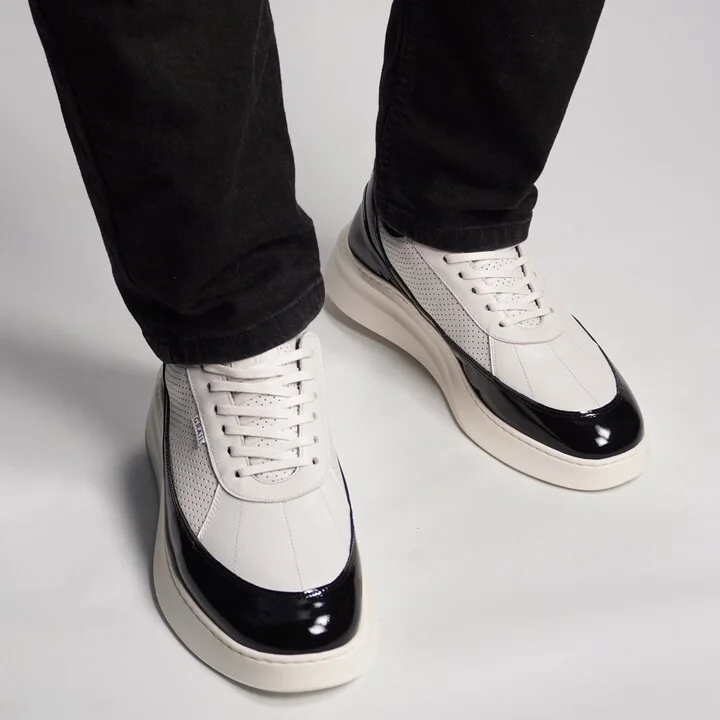 Black / White Showman - Midnight Black - Image 2