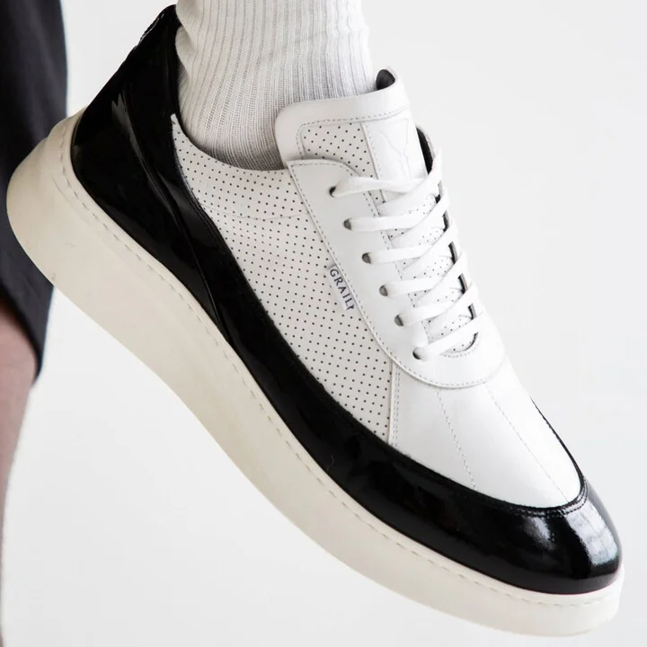 Black / White Showman - Midnight Black - Image 3