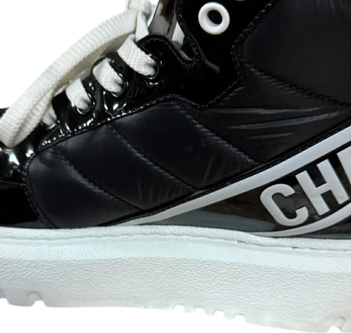 Black White Sneakers (Pre-Owned) - Image 7