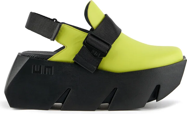 Black / Yellow / Orange Bull Mule - Caution