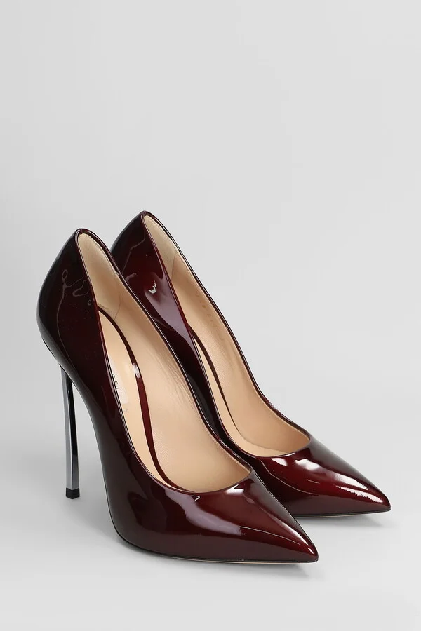 Blade Pumps In Bordeaux Patent Leather - Image 2