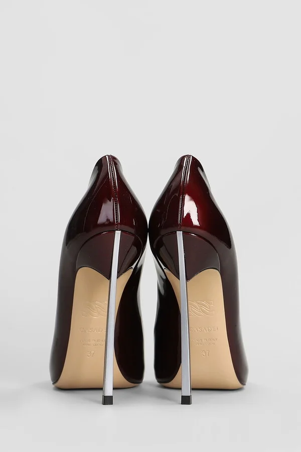 Blade Pumps In Bordeaux Patent Leather - Image 4