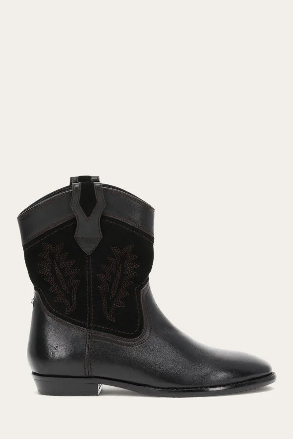 Blair Western Deco - Image 3