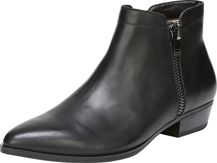 Blair Womens Zipper Pointed Toe Ankle Boots