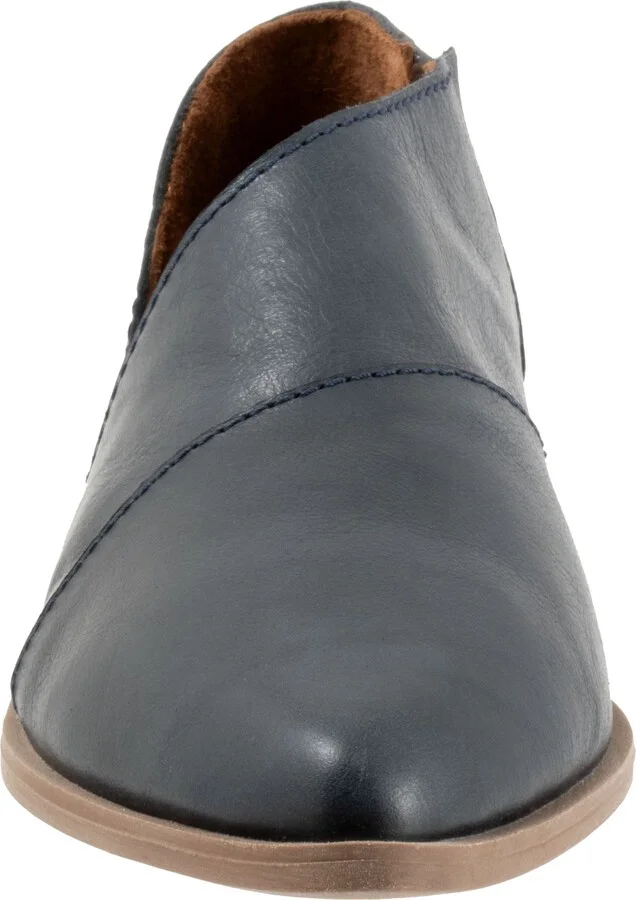 Blake Half D'Orsay Pointed Toe Flat - Image 4