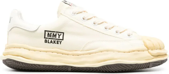 Blakey canvas sneakers