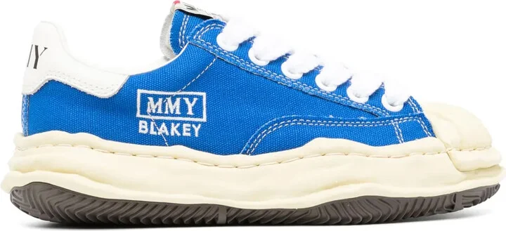 Blakey trainers