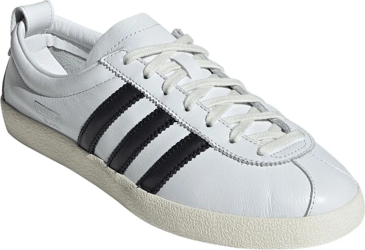 White/ Black/ Off White