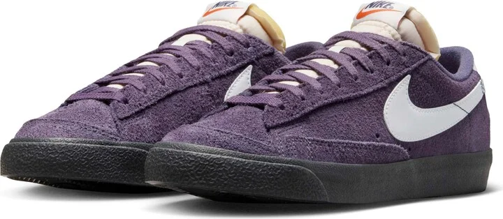 Dark Raisin/ Off Noir/ White