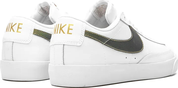 Blazer Low Premium "White/Metallic Gold" sneakers - Image 3