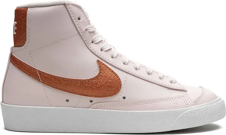 Blazer Mid '77 Essential "Light Soft Pink" sneakers