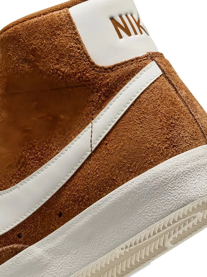 Blazer Mid '77 "Premium Light British Tan" - Image 4