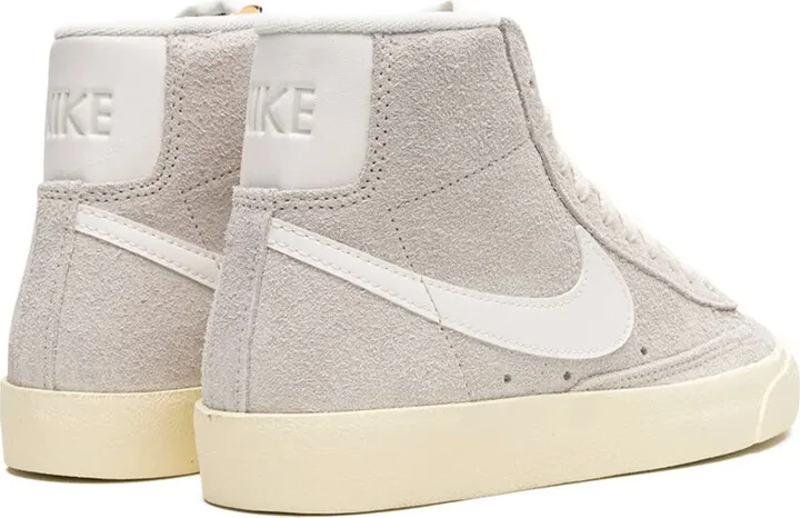 Blazer Mid 77 Vintage "Light Bone Alabaster" sneakers - Image 3