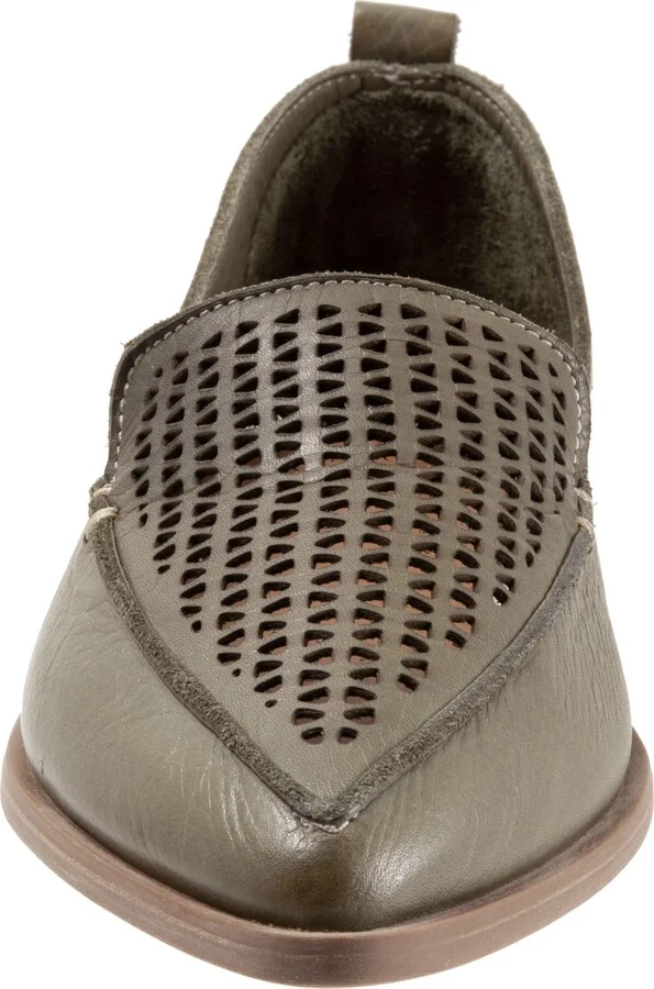 Blazey Pointed Toe Flat - Image 4