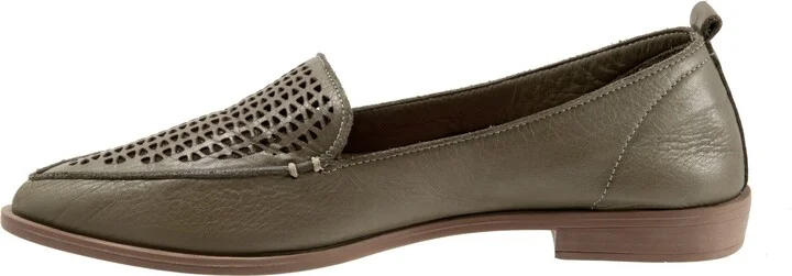 Blazey Pointed Toe Flat - Image 7