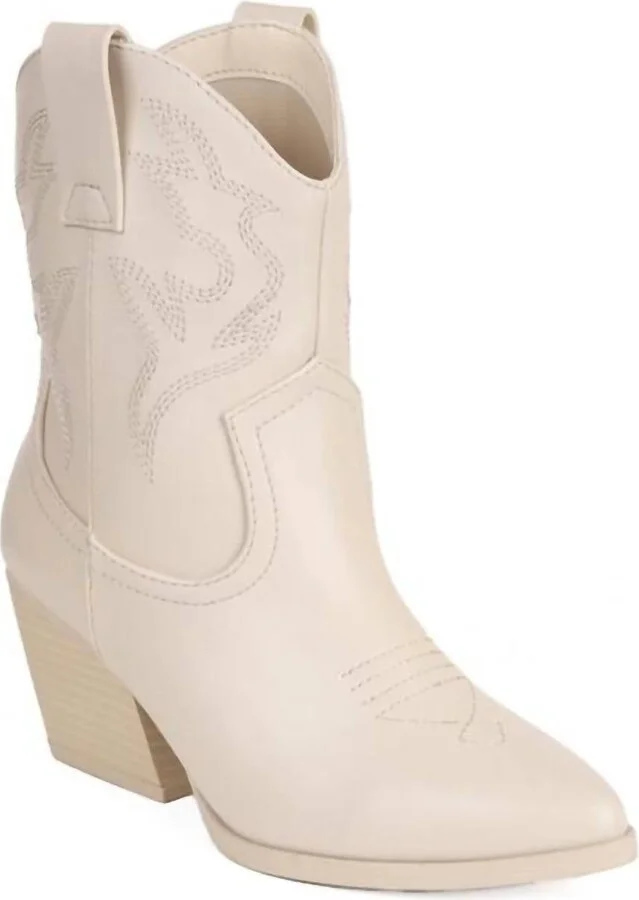 Blazing Boots In Bone Braid