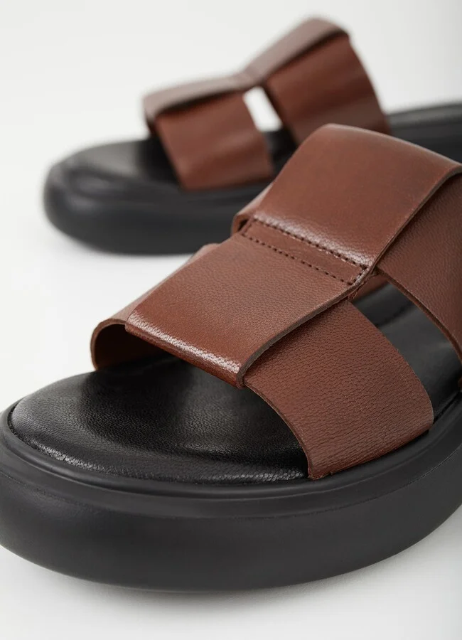 Blenda Slide Sandal - Image 4