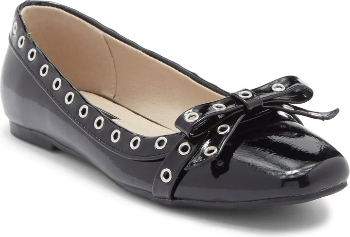 Blink Grommet Bow Flat