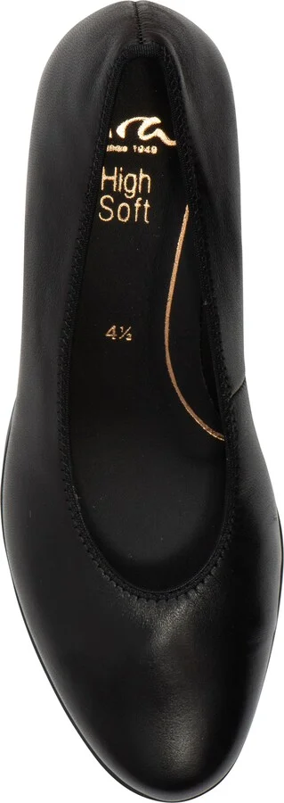 Block Heel Pump - Image 5