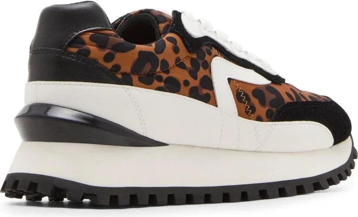 Blondo Womens Lois Sneakers - Image 9