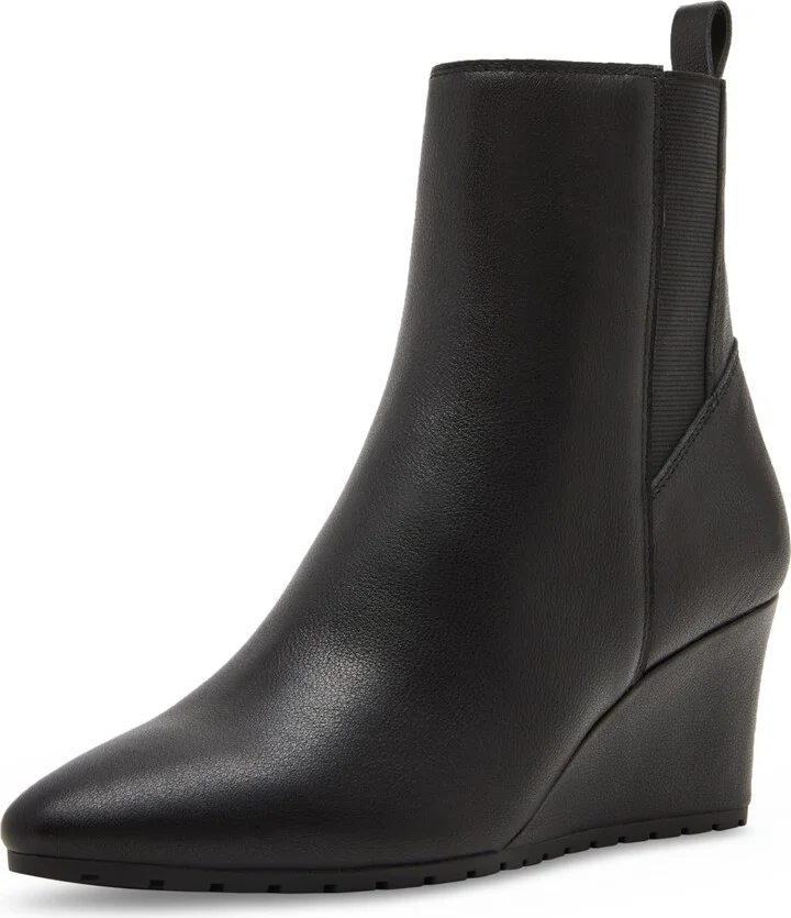 Blondo Women's Veena Ankle Boot