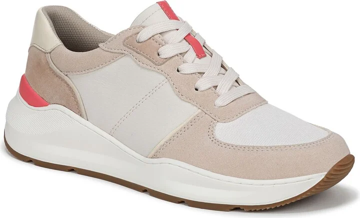 Blossom Sneaker