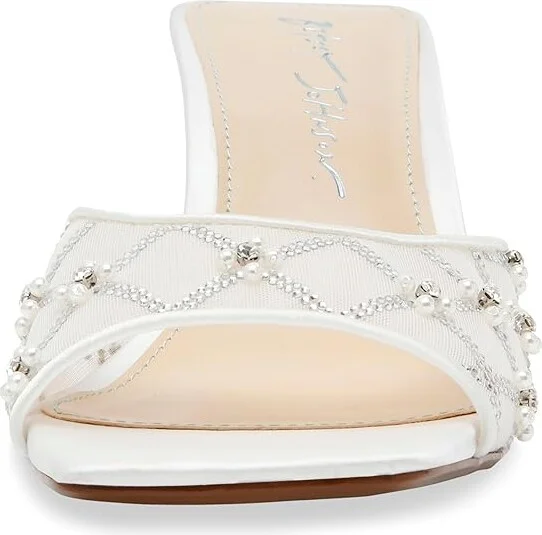 Blue by Betsey Johnson Emm Women's Sandals Ivory : 8 M, Rubber - Image 4