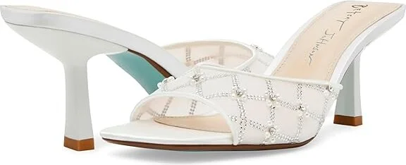 Blue by Betsey Johnson Emm Women's Sandals Ivory : 8 M, Rubber