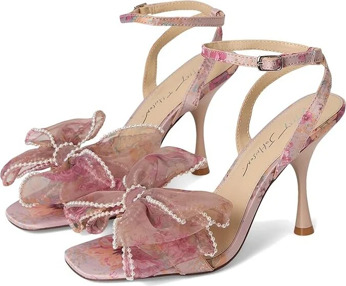 Nude Floral