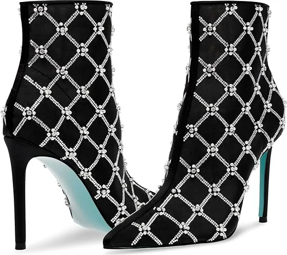 Blue by Betsey Johnson Larkk Women's Boots Black : 6.5 M, Rubber/Synthetic