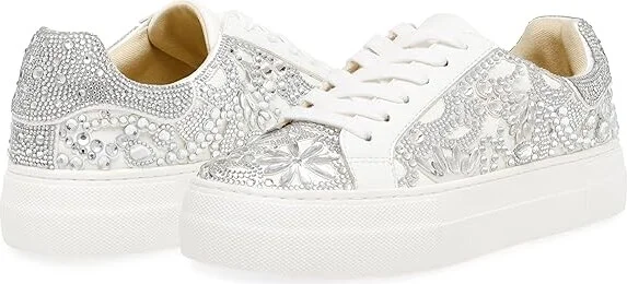 Blue by Betsey Johnson Reily Women's Shoes White : 5.5 M, Textile