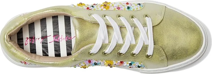 Blue by Betsey Johnson Rommy Women's Cold Weather Boots Lime Green : 7 M, Synthetic - Image 2