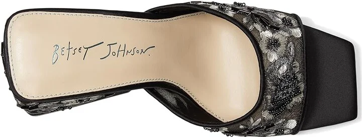 Blue by Betsey Johnson Roo Women's Sandals Black : 6 M, Rubber - Image 2