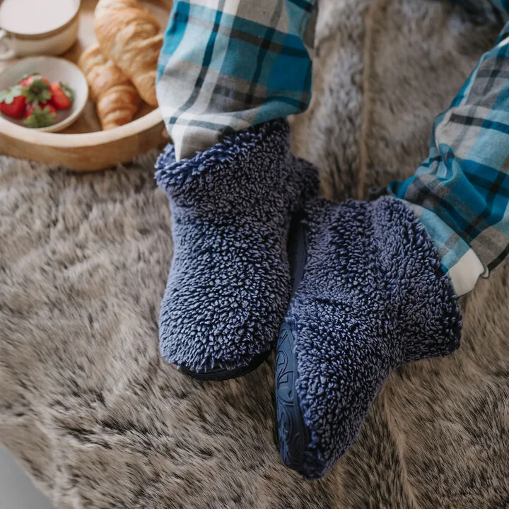 Blue Leonardo - Shorter Length 100% Recycled Snow Tipped Sherpa Slipper Boot - Washed Peacoat Navy - Image 2