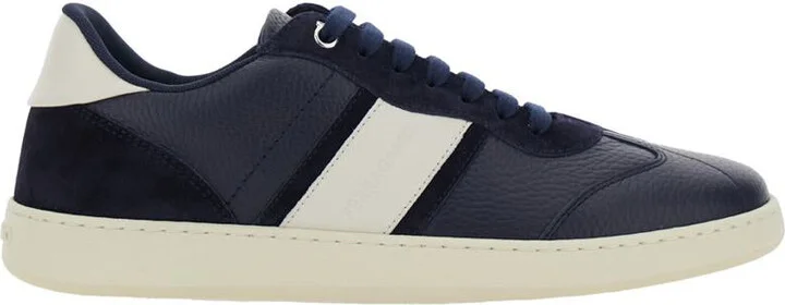 Blue Sneakers With Contrasting Heel And Logo Lettering On The Tongue In Leather Man