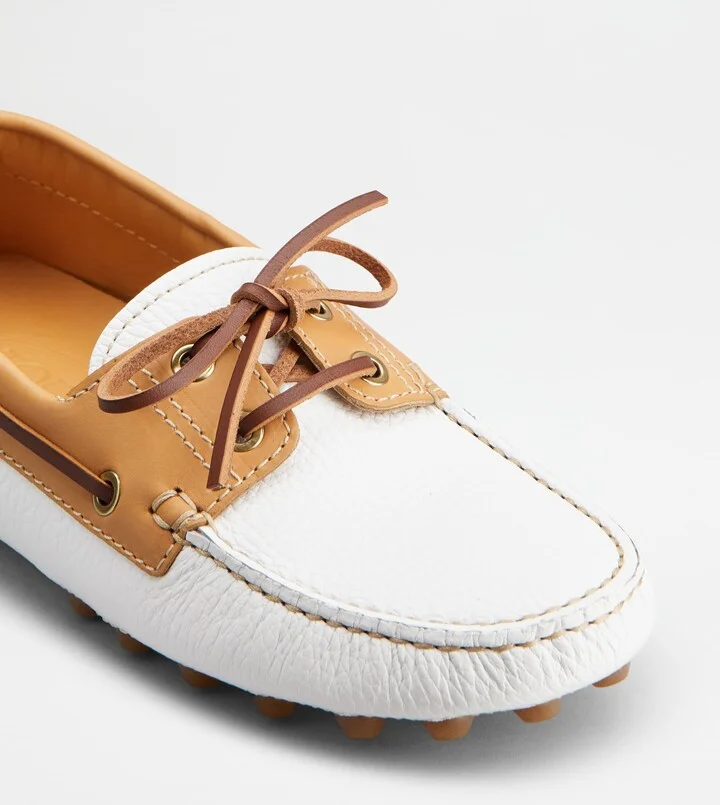 Boat Gommino Bubble in Leather - Image 6