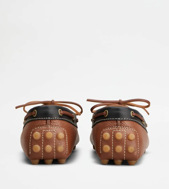 Boat Gommino Bubble in Leather - Image 3