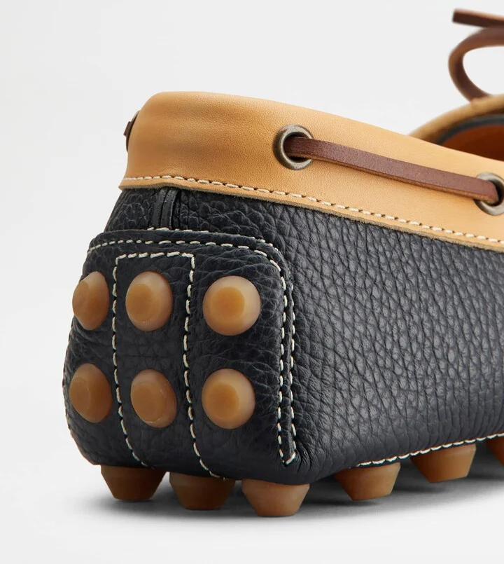 Boat Gommino Bubble in Leather - Image 5