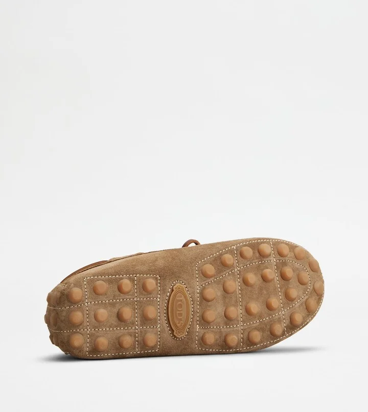 Boat Gommino Bubble in Suede - Image 4