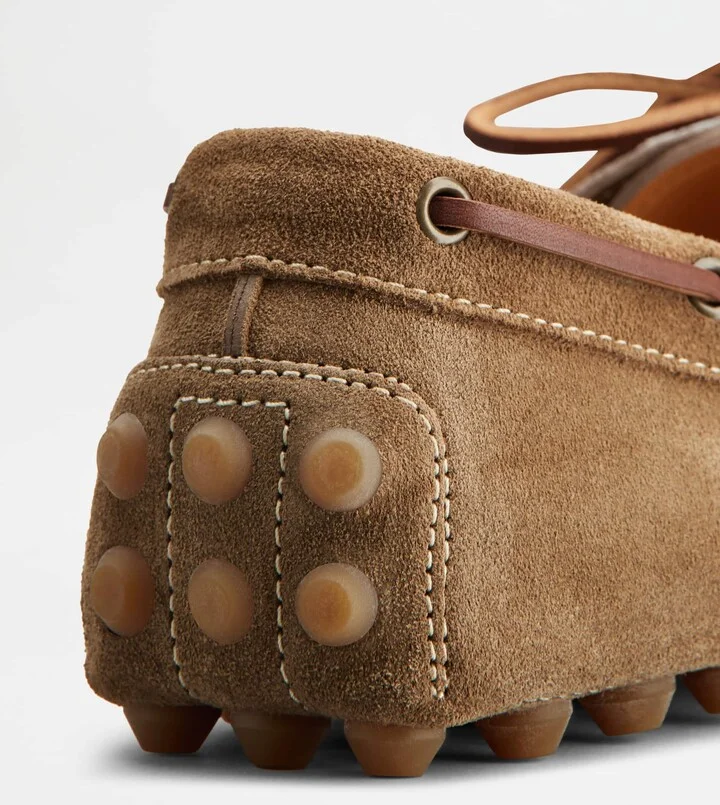 Boat Gommino Bubble in Suede - Image 5