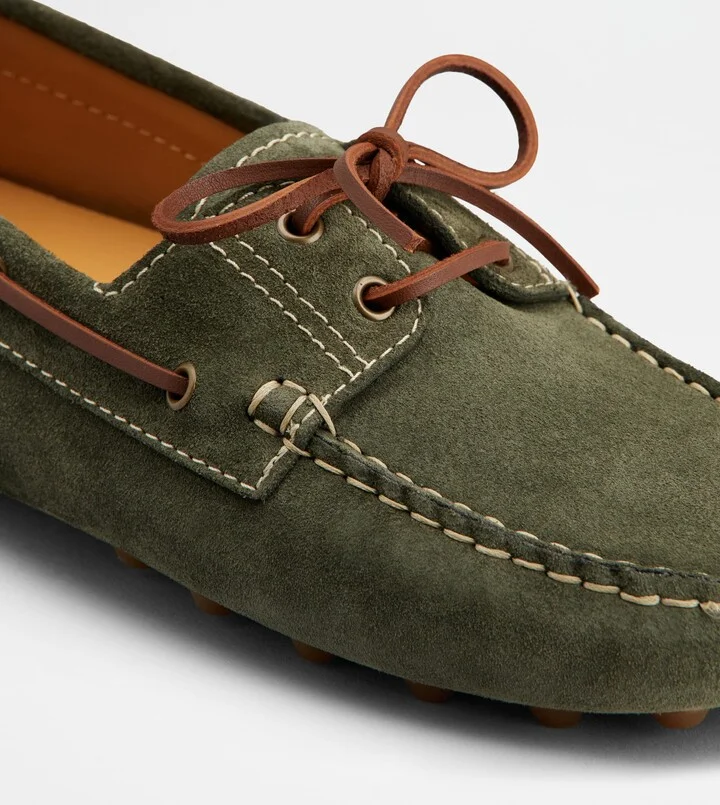 Boat Gommino Bubble in Suede - Image 7